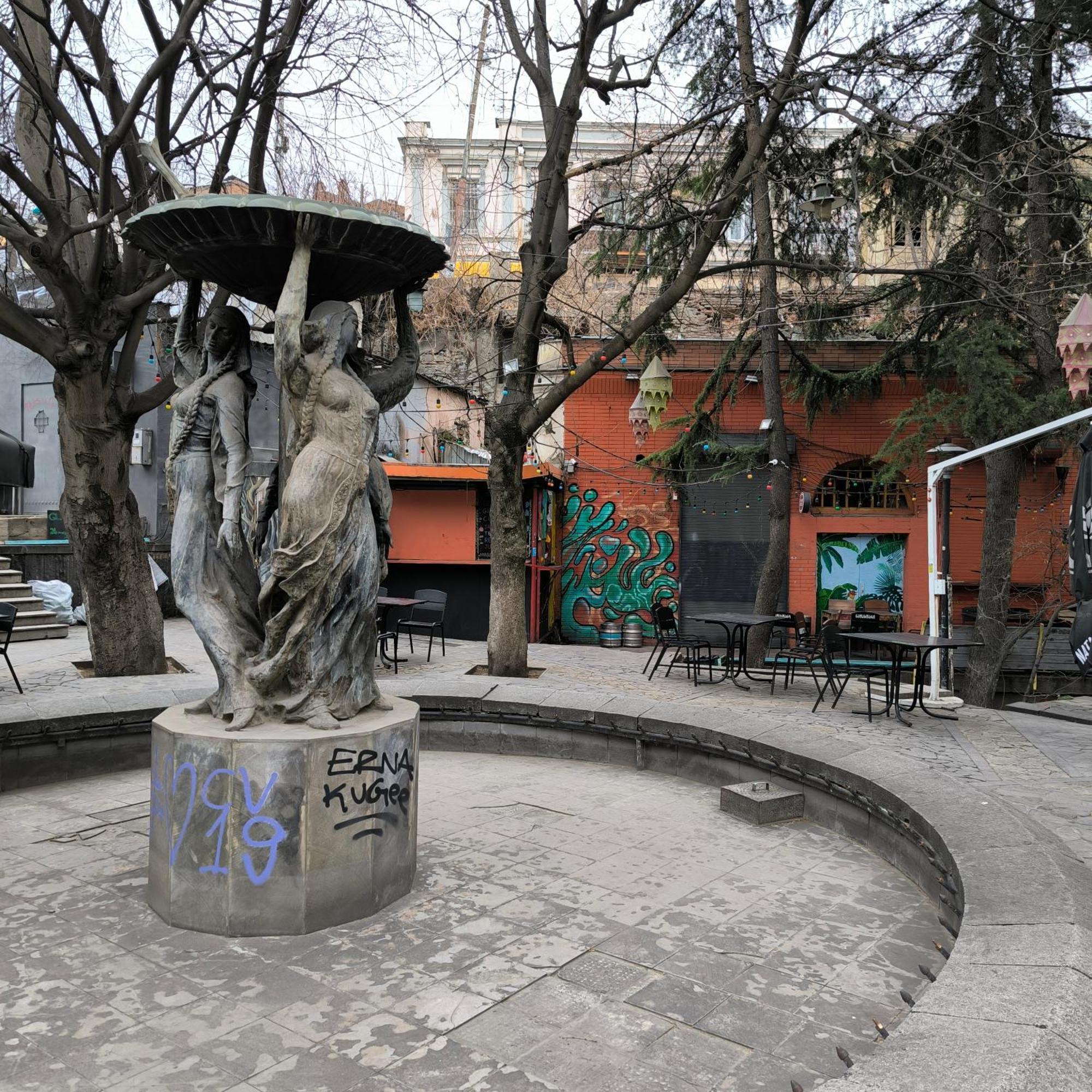 Triple Eight Hotel Тбилиси Экстерьер фото